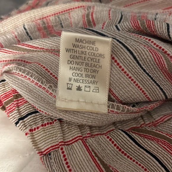 EUC Max Studio sz M wide leg pant/ cropped Inseam 24”,length 33 elastic waist - Picture 5 of 5